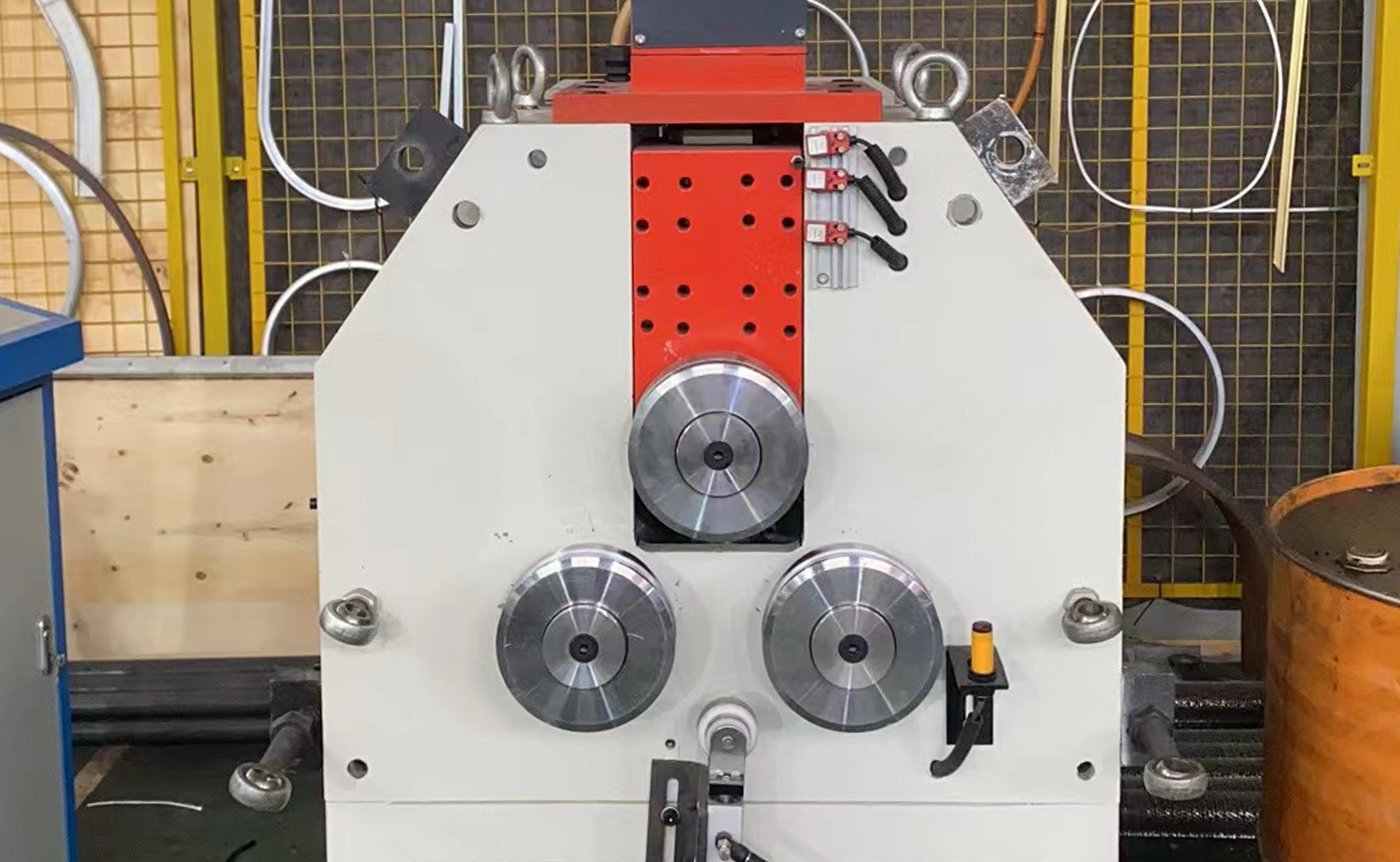دستگاه خم کن رول لوله سری CNC برای پروفیل های فلزی