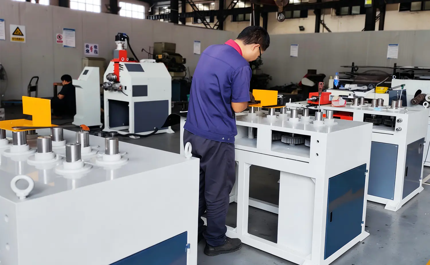 دستگاه خم کن رول لوله CNC با دقت بالا